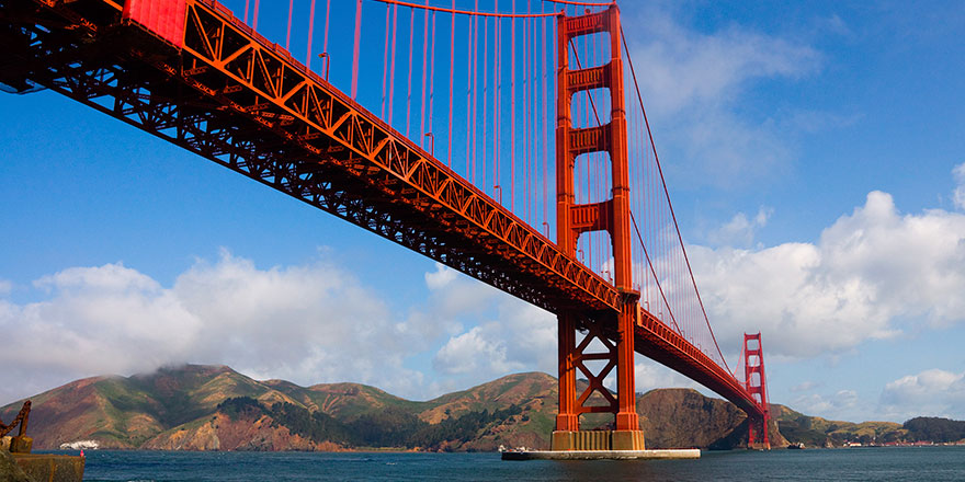 ABD'nin California eyalet meclisine ilk kez Müslüman din adamı atandı
