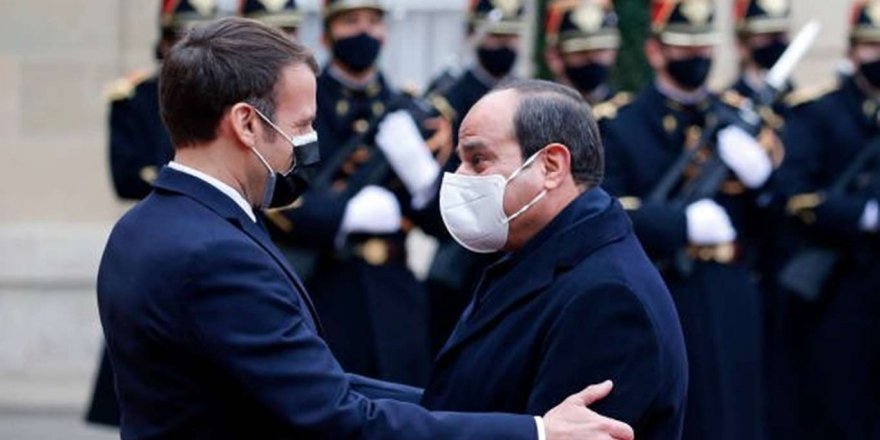 İslam düşmanı Macron'un darbeci Sisi'ye "onur nişanı"(!) verdiği ortaya çıktı