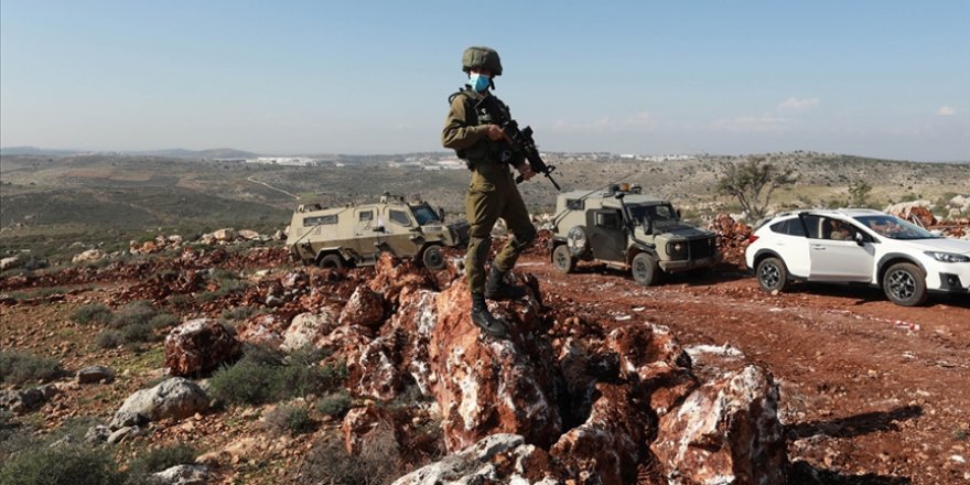 Yahudi yerleşimciler Batı Şeria’da Filistinlilerin topraklarına el koydu