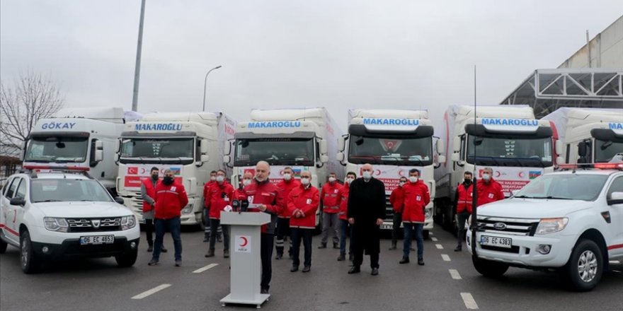 Türk Kızılay'ın Azerbaycan ve Bosna Hersek'e insani yardım taşıyan tırları yola çıktı
