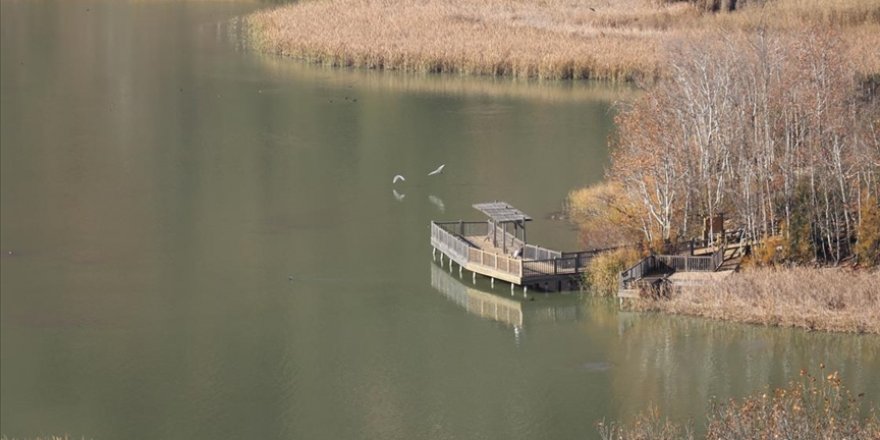 Huzurun adresi Kovada Gölü Milli Parkı ziyaretçilerini cezbediyor