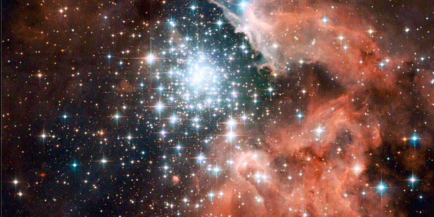 Subhanallah: Takımyıldızı, bir mücevher gibi parlıyor