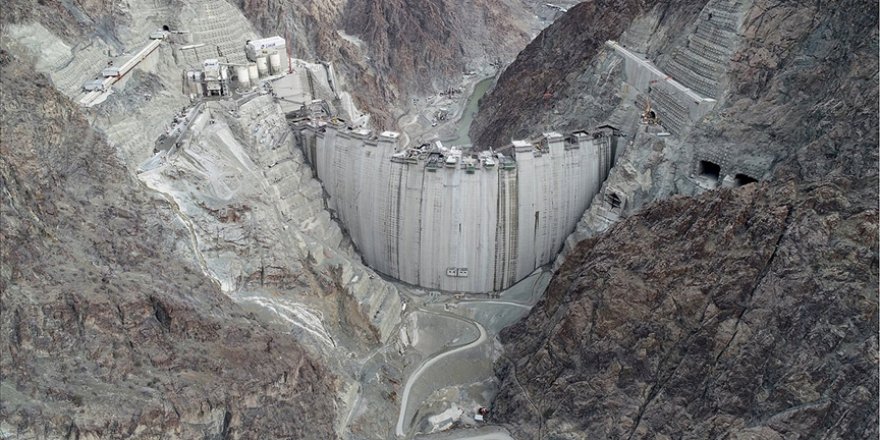 Yusufeli Barajı gövde inşaatının yüzde 96'sı tamamlandı