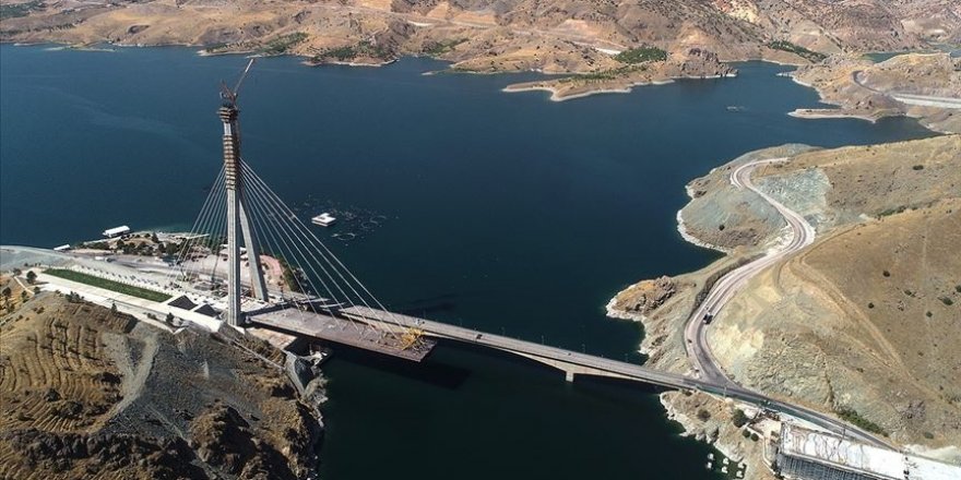 Türkülere konu olan 'Kömürhan Köprüsü' yeni yüzüyle ulaşıma yön verecek