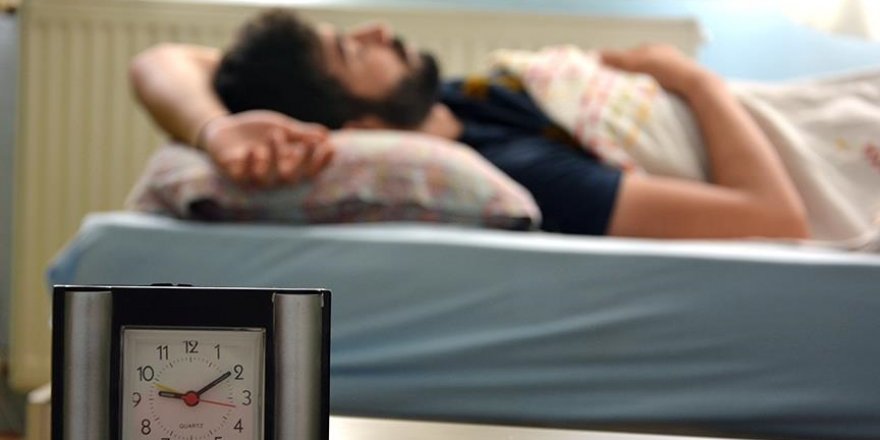 “Uyku sorunları çekenler, gece saatinizi kontrol etmeyin”