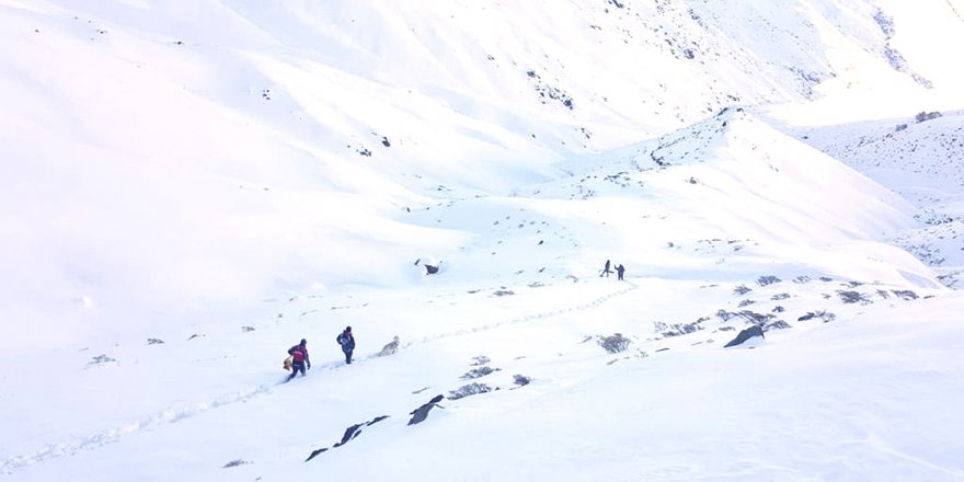 Doğu'daki 4 il için kuvvetli buzlanma ve çığ uyarısı