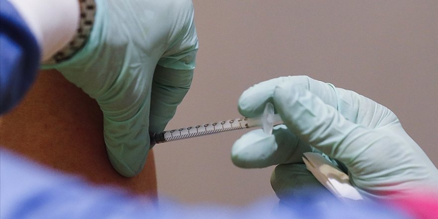 Kovid-19'la mücadele kapsamında uygulanan aşı miktarı 29 milyon 60 bin 863 oldu