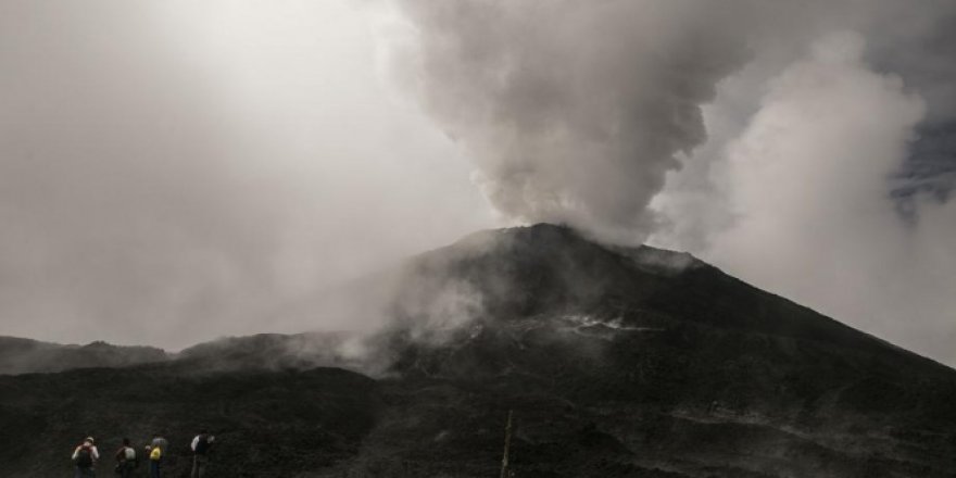 Japonya'da Otake Yanardağı'nda patlama