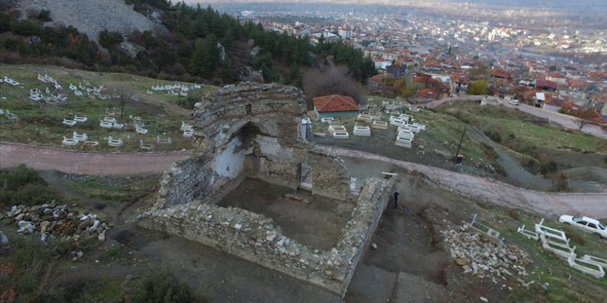 Denizli'deki 591 yıllık Sultan 2. Murat Camisi'nin restorasyonu devam ediyor
