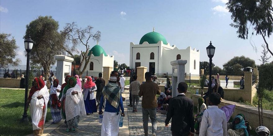 Etiyopya'da TİKA’nın yenilediği Necaşi Türbesi çatışmalarda hasar gördü
