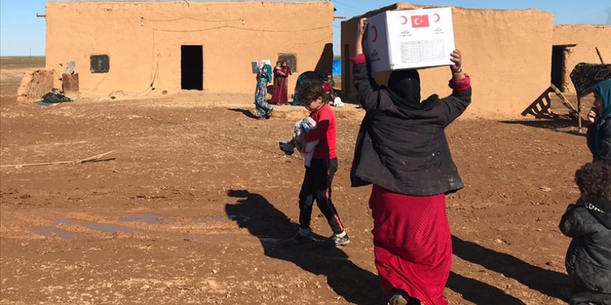Rasulayn'da Türk Kızılay ve AFAD'dan ihtiyaç sahibi 130 aileye insani yardım