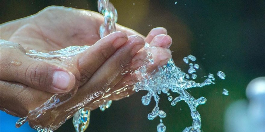 Türk Böbrek Vakfı: Çocuklar ve büyükler mutlaka su içmeli