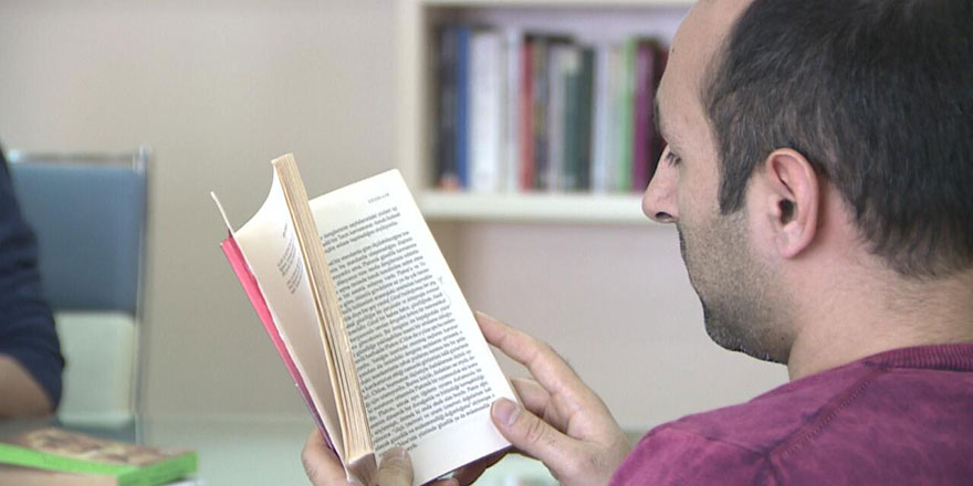 Ardahan'da televizyon kapatılıp kitap okuma seferberliği başladı