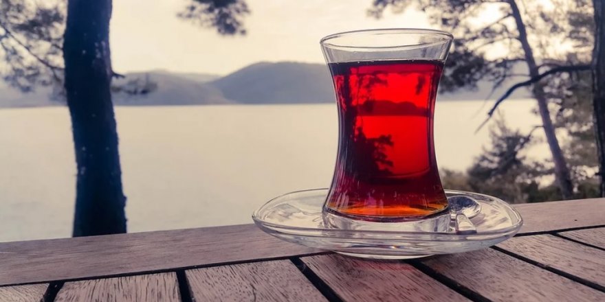 Şekerli çay birçok hastalığa davetiye çıkarıyor