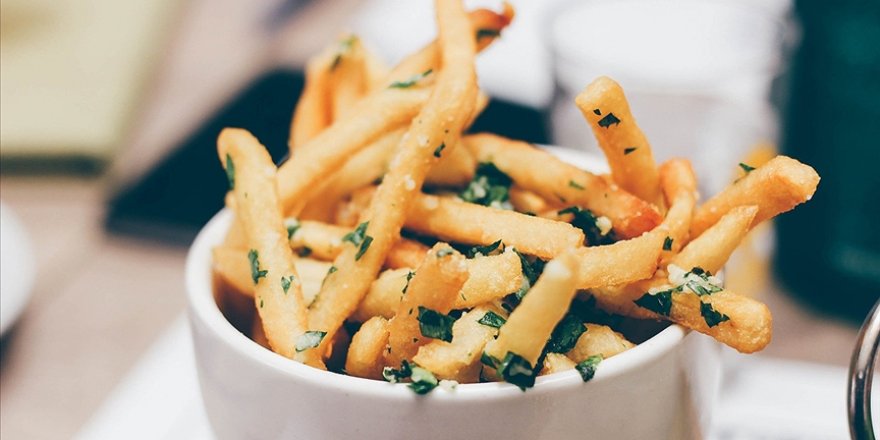 Kızartılmış besinler kalp hastalığı riskini artırabilir