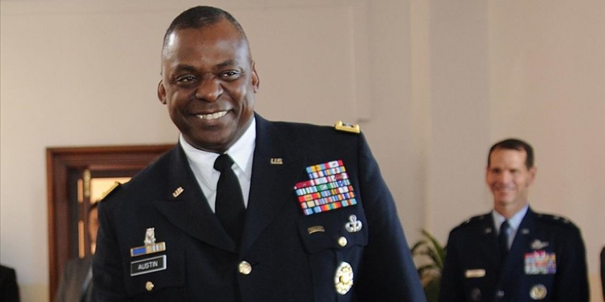 ABD'nin ilk siyahi Savunma Bakanı Austin yemin ederek göreve başladı