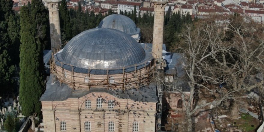 600 yıllık tarihi cami çelik ağlarla örülüyor