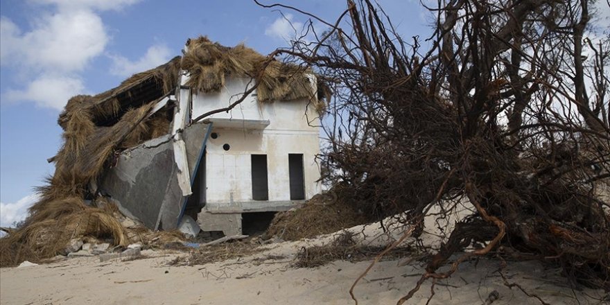 Eloise Kasırgası, Mozambik'te yıkıma yol açtı