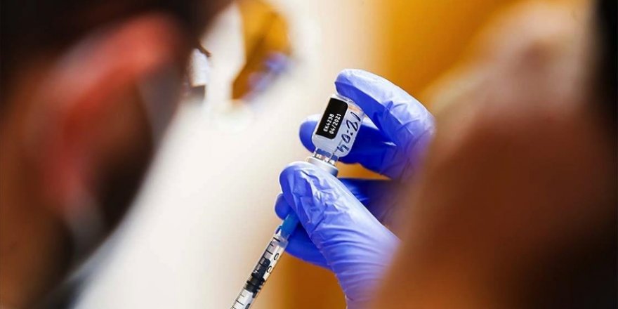 'Alerjisi olanlar Kovid-19 aşılarından istediğini tercih edip olabilir'