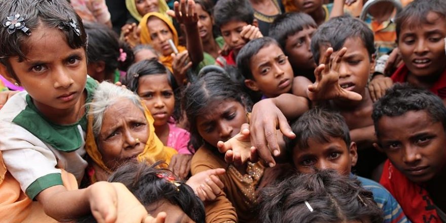 Bangladeş, Arakanlı mültecilerin okullarını kapatıyor