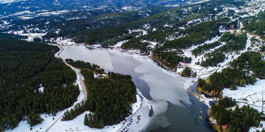 Akdağ'daki kış güzelliği hayran bırakıyor