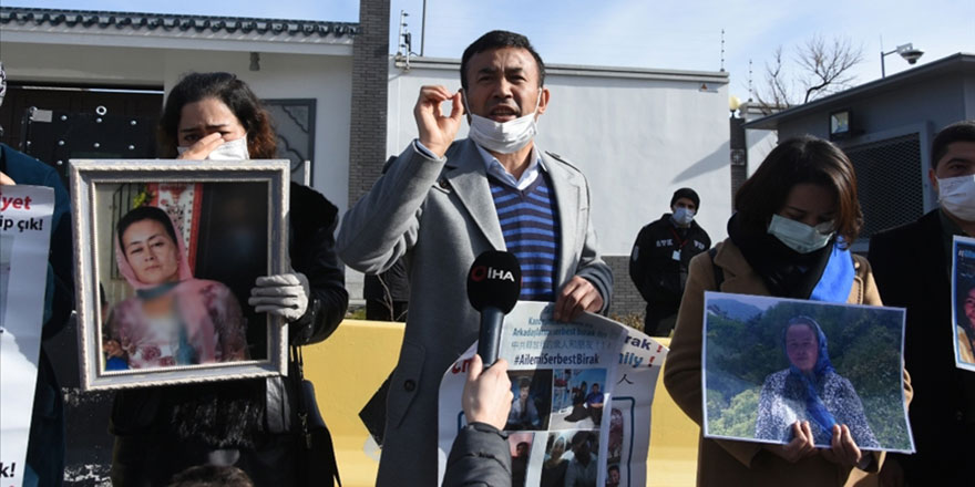 Uygur Türkleri, Çin'in Ankara Büyükelçiliği önünde nöbete başladı