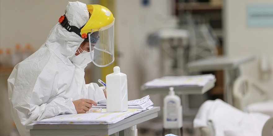 Koronavirüs artık gençlerin de hastalığı