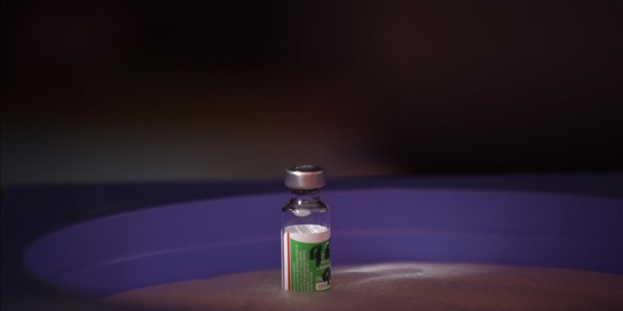 Hollanda, 60 yaş altı için Oxford-AstraZeneca aşısının kullanımını durdurdu