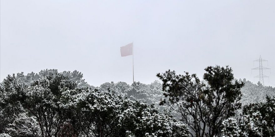 Marmara Bölgesi'nde yarın akşam saatlerinden sonra yoğun kar yağışı bekleniyor