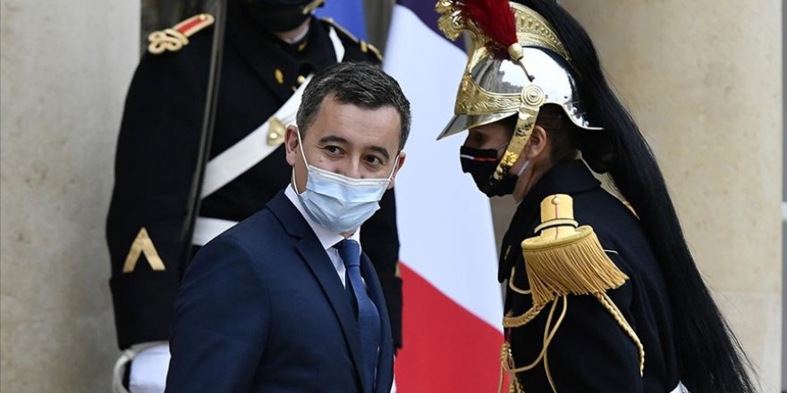 Fransa içişleri bakanı: Mevcut yasalarla ancak 17 cami kapatabildik!