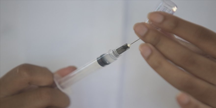 G7'nin 870 milyon doz aşı hibe etmesini memnuniyetle karşılıyoruz ama yetmez