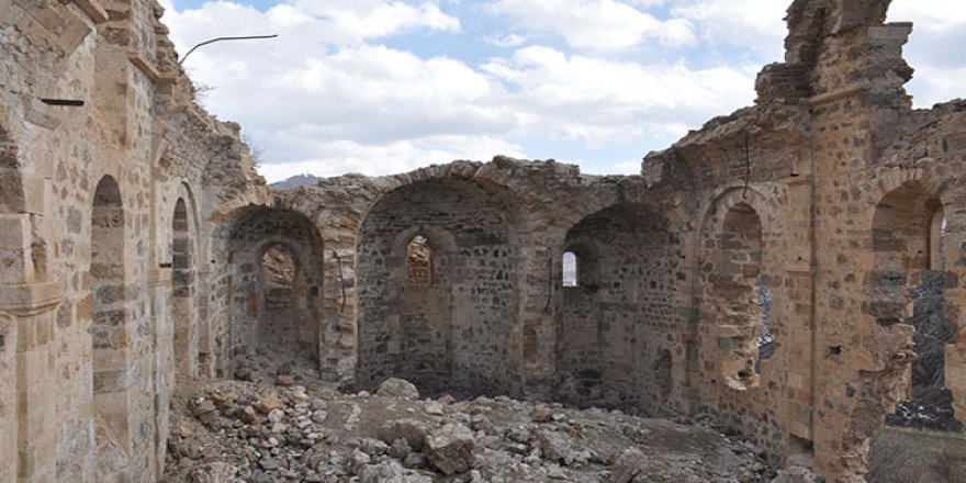 Ortodoks kilisesi yılların tahribatına ve definecilerin talanına uğradı