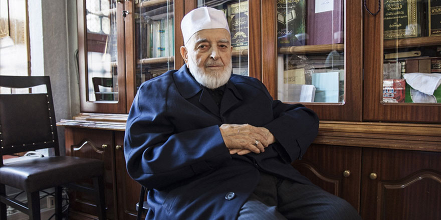 Fatih Camisi'nin son müderrisi Emin Saraç'ı oğlu Yekta Saraç anlattı