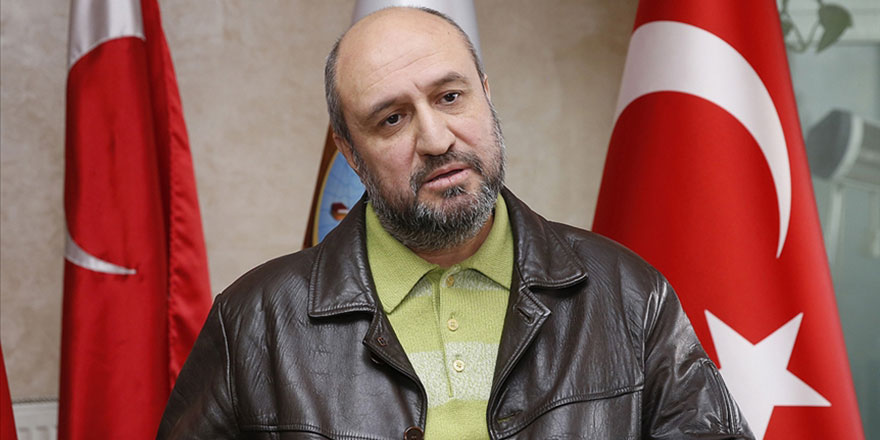 'Nasıl olur da senin gibi bir adamın eşi başörtülü olur?' diyerek ordudan ihraç ettiler