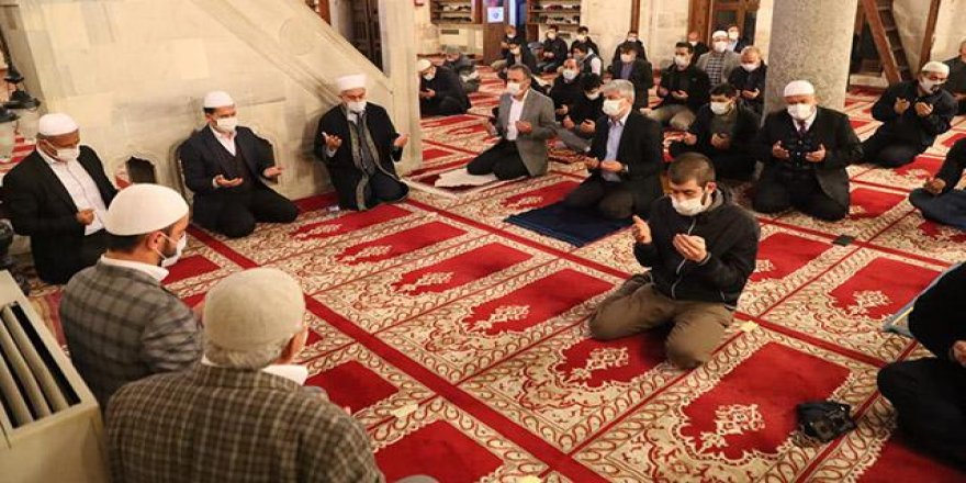 Hatay'da İdlib şehitleri için mevlit okutuldu