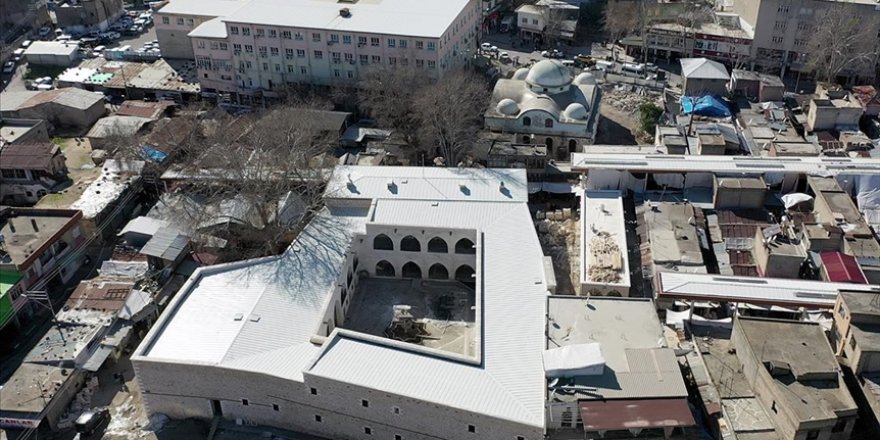 Adıyaman turizmine katkı sağlayacak tarihi Tuz Han'ın restorasyonunda sona gelindi