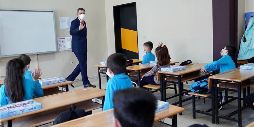 Şehirlerimizin alacağı mesafeye göre okulların durumunda değişkenlik olacak