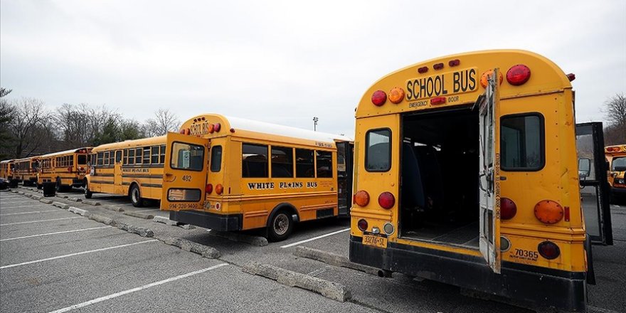 New York'ta 55 bin lise öğrencisi 22 Mart'ta yüz yüze eğitime başlayacak