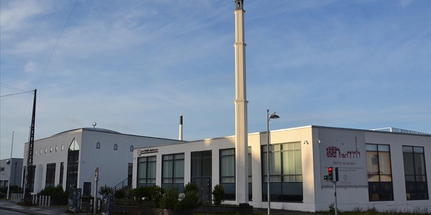 Danimarka camilere yurt dışından yapılan bağışlara sınırlandırma getirdi