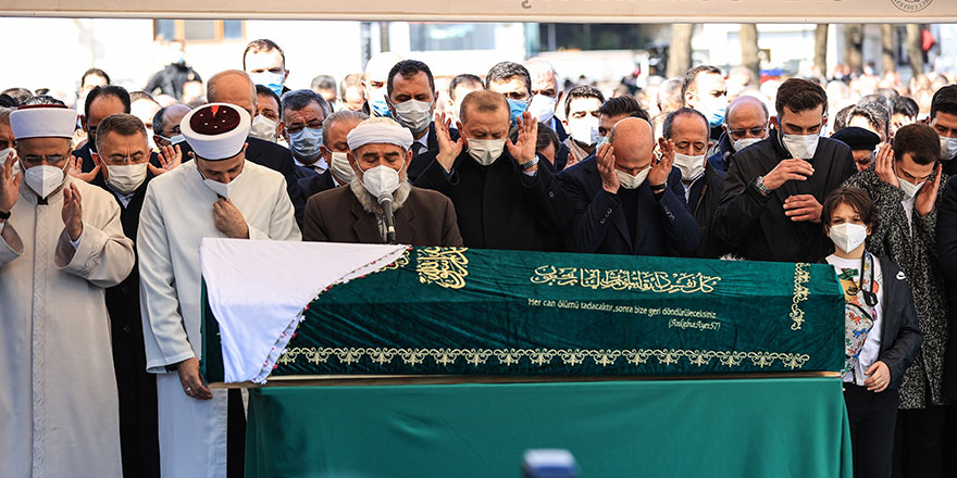 İçişleri Bakanı Soylu'nun annesi Servet Soylu ebedi aleme uğurlandı