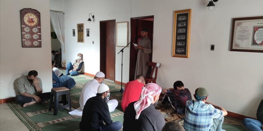 Kolombiya'nın Medellin kentindeki tek cami ayakta kalmak için yardım bekliyor