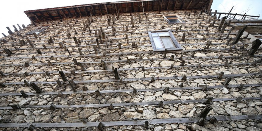 Antalya'nın tarihi 'düğmeli evleri' özgün mimarisiyle hem yaşayanı hem de ziyaretçisini mutlu ediyor