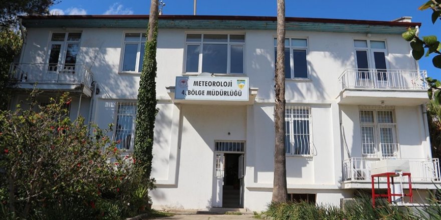 Antalya'da kurulu meteoroloji istasyonu 92 yıldır kentin havasından haber veriyor