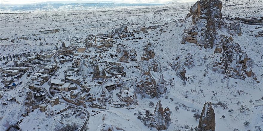 Kapadokya'da balon turları hava koşulları nedeniyle hafta sonuna kadar iptal edildi