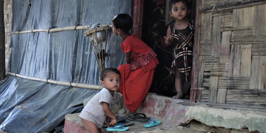 Bangladeş'teki kampta çıkan yangında ailelerinden ayrı düşen Arakanlı çocuklar için çalışma başlatıldı