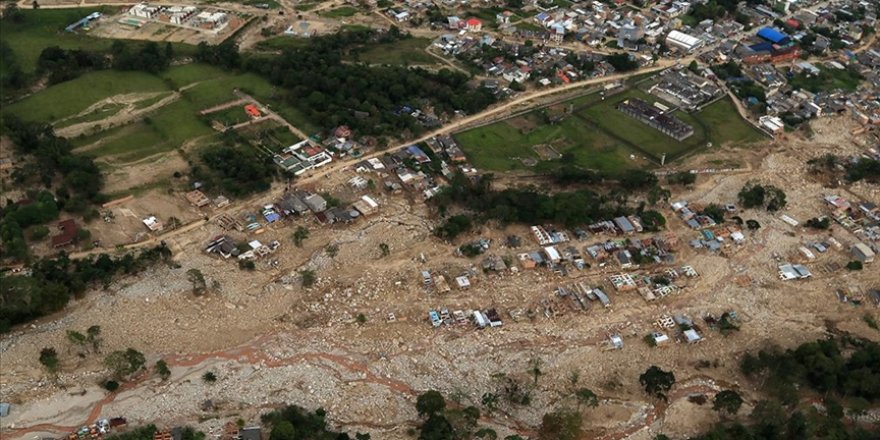 Kolombiya'da şiddetli yağışların yol açtığı sellerde 45 kişi öldü