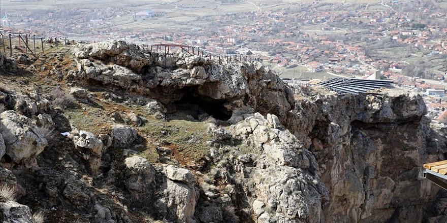 Adrenalin tutkunlarını ağırlayacak 'cam seyir terası' Divriği'yi cazibe merkezi yapacak