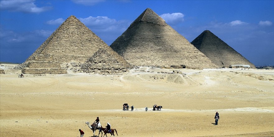 Mısır'da ilk kez 2. Ramses'in de aralarında olduğu 18 kral ile 4 kraliçenin mumyası kortejle taşınacak