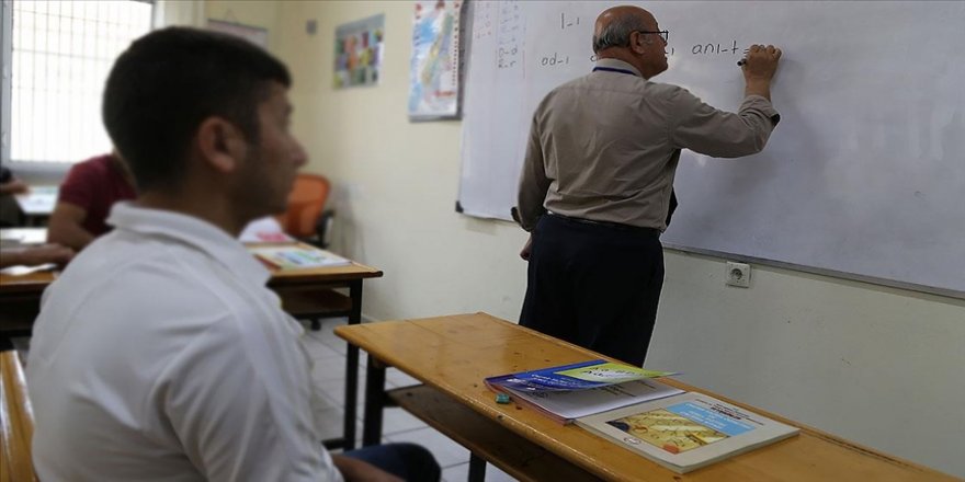 Son üç yılda cezaevlerinde 10 bin kişi okuma yazma öğrendi, 20 kişi hafız oldu