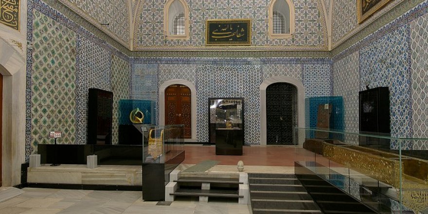 Topkapı Sarayı'nın Hırka-ı Saadet Dairesi ramazan ayında ziyaretçilerini bekliyor